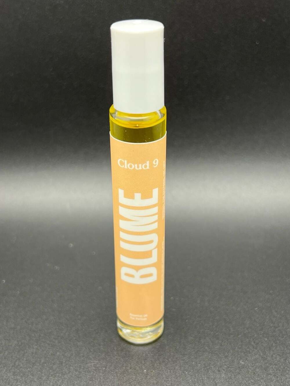Blume Cloud 9 Essential Oil Roll-On for Period Cramps